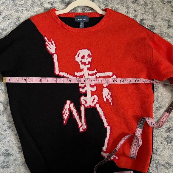 ModCloth Skeleton Print Halloween Sweater Black Orange Size L Novelty Comfy - Picture 5 of 6